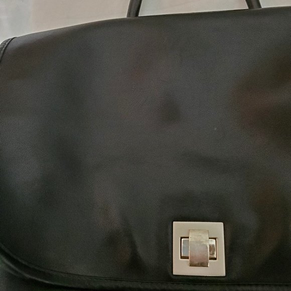 Medium Black Leather Backpack - Soft Italian Leather - Picture 3 of 4